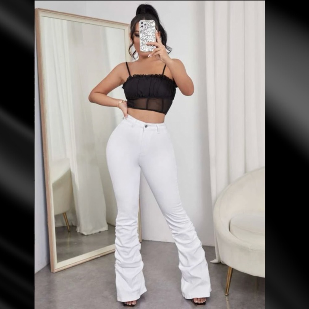 High Waisted Stacked White Jeans